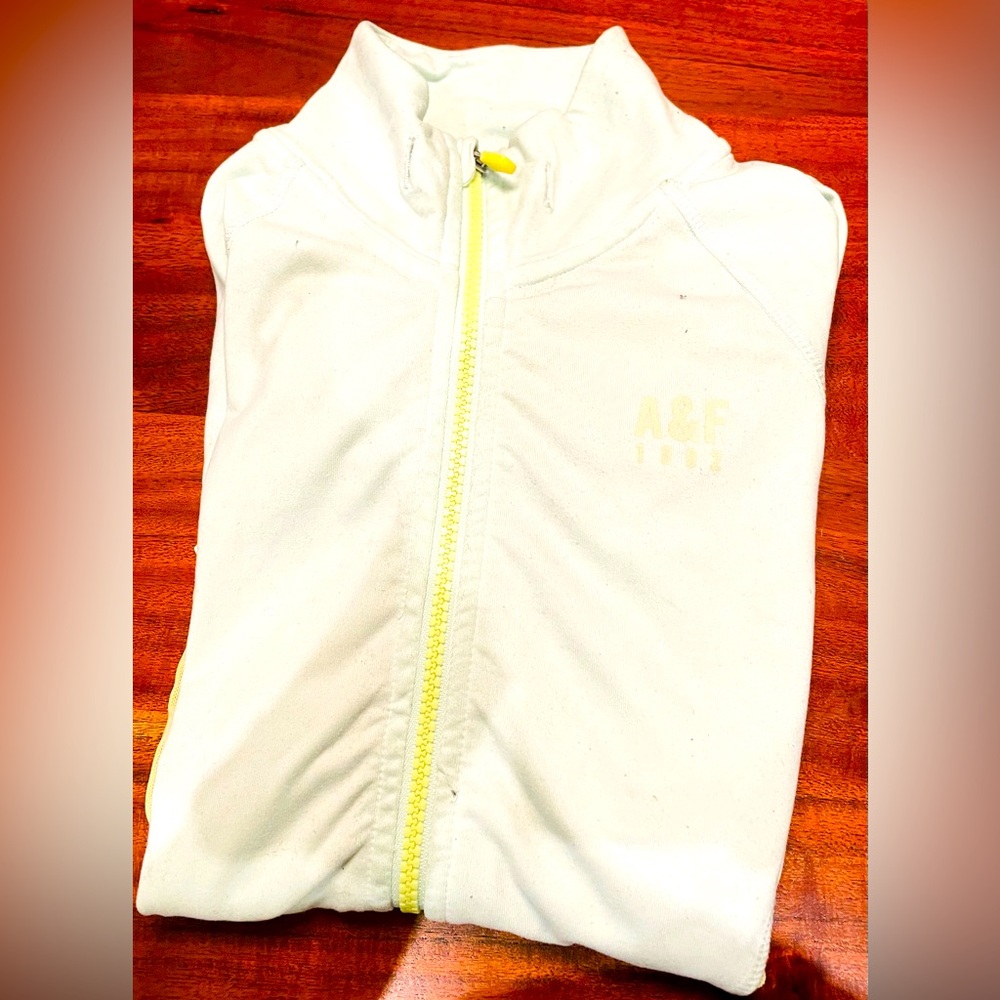 Abercrombie & Fitch active jacket - XS. With inner and side pockets.